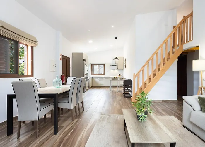 Home2book Fantasy & Nature, Private Pool Villa *